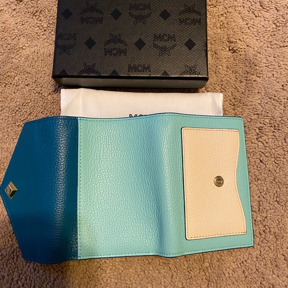 MCM Mini Deep Lagoon Letter Flap Wallet NEW - Picture 7 of 9